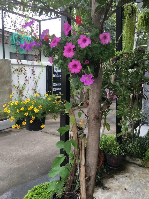 The Rhea Hotel Udon Thani Exterior photo